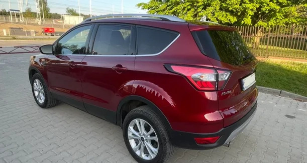 Ford Kuga cena 83700 przebieg: 33600, rok produkcji 2018 z Nowe Skalmierzyce małe 211